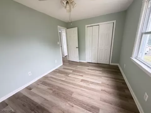Bedroom - 6 Maple Ln, Hampton, NJ 08827 photo 3 of 3