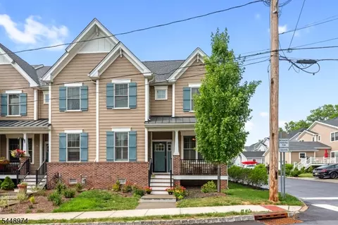 5 8th St, Frenchtown, NJ 08825