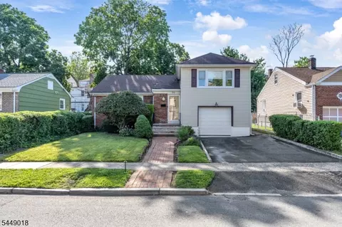 50 Leslie St, East Orange, NJ 07017