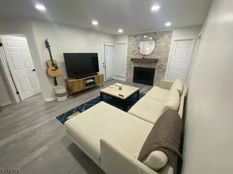 612 Deep Dale-7 #7, Union, NJ 07083