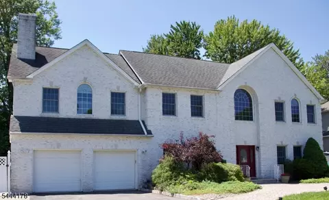 43 Cleveland Ave, East Hanover, NJ 07936