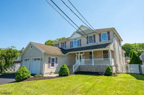 25 Park Pl, Little Falls Twp, NJ 07424
