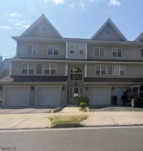 20 Mountain Ave #4, Paterson, NJ 07501
