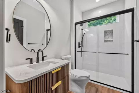 Bath - 52 Old Brookside Rd, Randolph, NJ 07869 photo 3 of 3