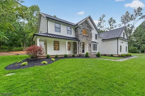 Exterior - 52 Old Brookside Rd, Randolph, NJ 07869 photo 3 of 7