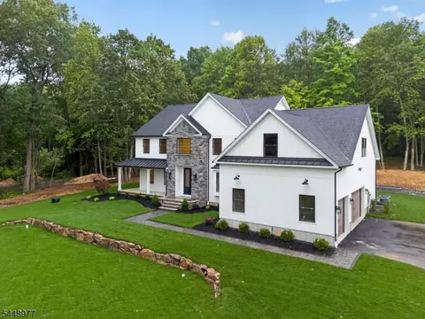 Exterior - 52 Old Brookside Rd, Randolph, NJ 07869 photo 5 of 7