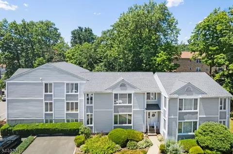 2 Grand Ave #3, Hawthorne, NJ 07506