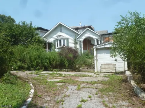 4 Smith Rd, Wantage, NJ 07461
