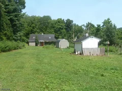 Exterior - 4 Smith Rd, Wantage, NJ 07461 photo 5 of 5