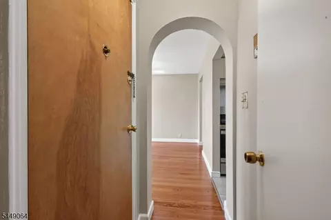 Entry Way - 939 E Front St # C, Plainfield, NJ 07062 photo 2 of 2