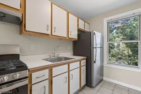 939 E Front St # C, Plainfield, NJ 07062 photo 5