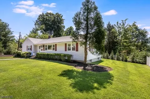 1801 Long Hill Rd, Long Hill, NJ 07946