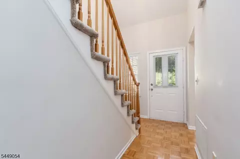 Entry Way - 7 Dorset Ln, Bedminster, NJ 07921 photo 1 of 2