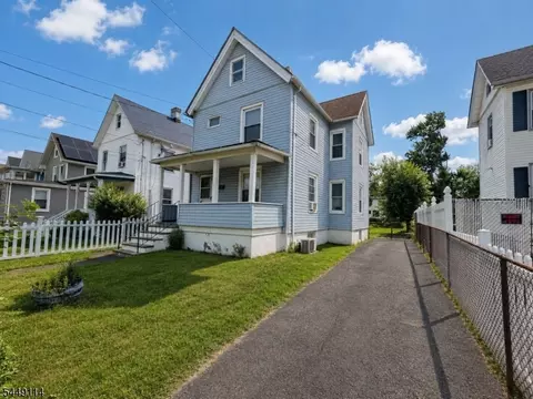 671 W 3rd St, Plainfield, NJ 07060