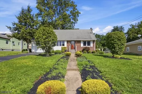 36 Oakland Ave, Somerset, NJ 08873