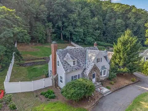 Exterior - 85 Ann St, Dover, NJ 07801 photo 5 of 7