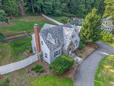 Exterior - 85 Ann St, Dover, NJ 07801 photo 2 of 7