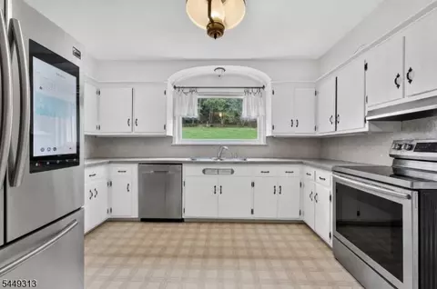 85 Ann St, Dover, NJ 07801 photo 11