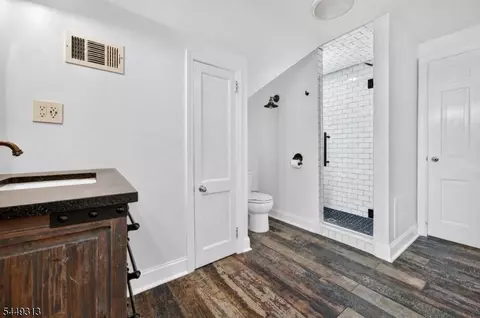 Bath - 85 Ann St, Dover, NJ 07801 photo 3 of 4