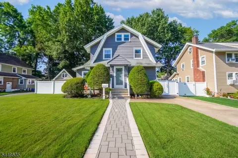 256 Van Buren Ave, Teaneck, NJ 07666