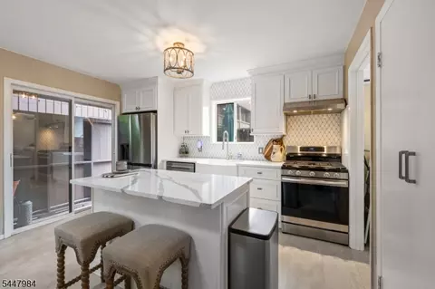 4121 Bloomingdale Dr, Hillsborough, NJ 08844