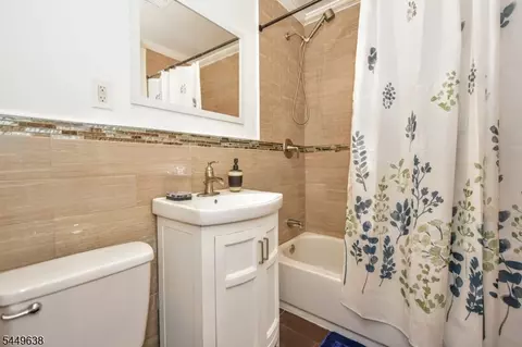 Bath - 74 Ross Ave, Hackensack, NJ 07601 photo 1 of 3