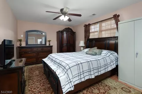 Bedroom - 2025 Oak Tree Rd, Edison, NJ 08820 photo 2 of 2