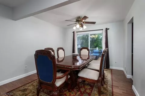 Dining - 2025 Oak Tree Rd, Edison, NJ 08820 photo 1 of 2