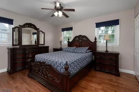 Bedroom - 2025 Oak Tree Rd, Edison, NJ 08820 photo 1 of 2