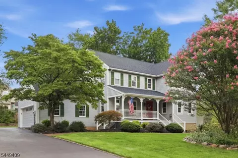 41 Alpine Way, Raritan, NJ 08869