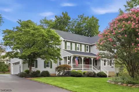 41 Alpine Way, Raritan, NJ 08869