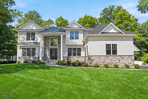 62 Wynnewood Rd, Livingston, NJ 07039