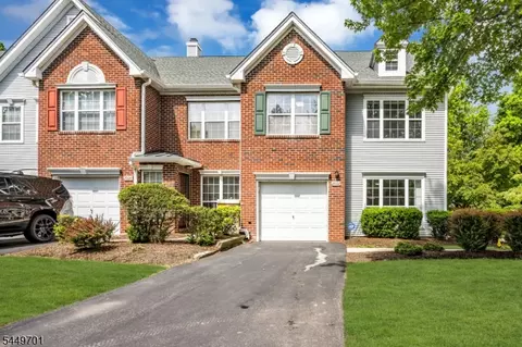 2002 S Branch Dr, Whitehouse Station, NJ 08889