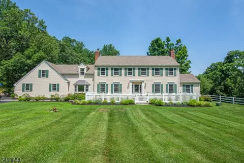 200 Lamerson Rd, Chester, NJ 07930