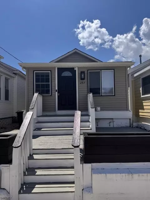 257 Sheridan Ave, Seaside Heights, NJ 08751