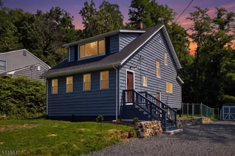 1104 N Washington Ave, Green Brook Twp, NJ 08812