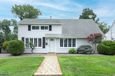1108 Woodruff St, Iselin, NJ 08830