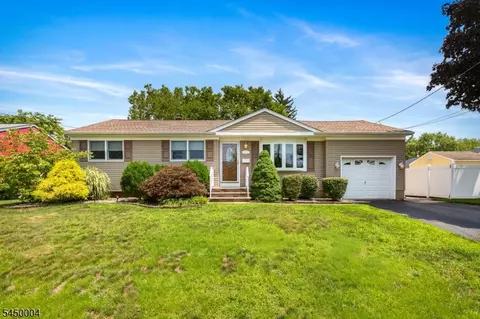 1125 Charter St, Piscataway, NJ 08854