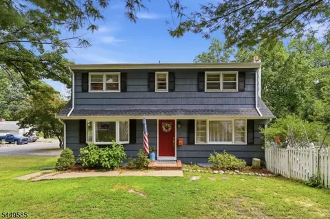 110 Truman Blvd, Oakland, NJ 07436