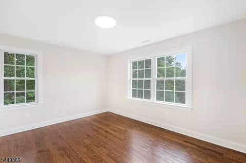 Bedroom - 5 Harrison Dr, Berkeley Heights, NJ 07922 photo 4 of 4