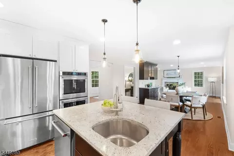 Kitchen - 5 Harrison Dr, Berkeley Heights, NJ 07922 photo 2 of 2