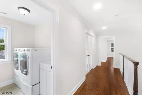 Entry Way - 5 Harrison Dr, Berkeley Heights, NJ 07922 photo 5 of 6