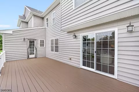 Exterior - 5 Harrison Dr, Berkeley Heights, NJ 07922 photo 3 of 6