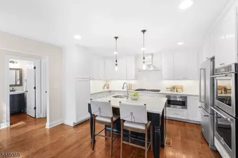 5 Harrison Dr, Berkeley Heights, NJ 07922 photo 8