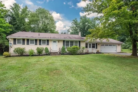 73 New Mashipacong Rd, Montague, NJ 07827