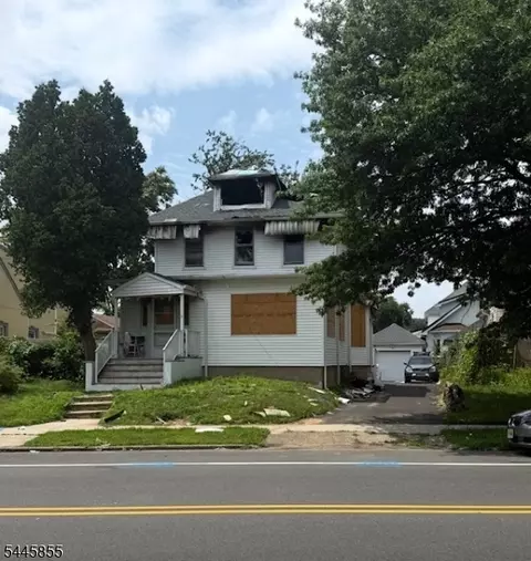 71 Totowa Ave, Paterson, NJ 07502