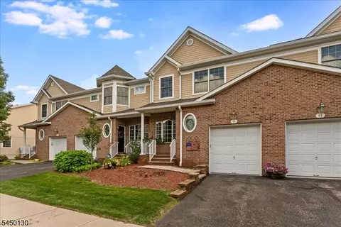 79 Mara Blvd, Sparta, NJ 07871