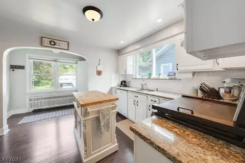 Kitchen - 4 Prospect Pl, Springfield, NJ 07081 photo 2 of 3