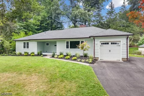 40 Old Army Rd, Bernardsville, NJ 07924