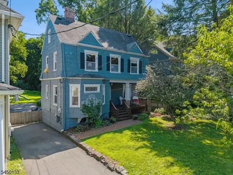 52 Benson St, Bloomfield, NJ 07003
